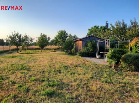 20250707-200619-1.jpg | Pronájem - pozemek, zahrada, 1 000 m²