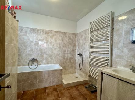 Koupelna | Prodej - dům/vila, 313 m²