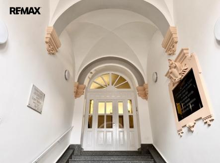 img-6791.jpeg | Prodej - nájemní dům, 2 396 m²