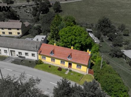 orlovice-dron-1-of-7.jpg | Prodej - dům/vila, 170 m²