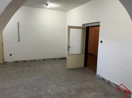 IMG_1751 | Pronájem - komerční objekt, sklad, 100 m²