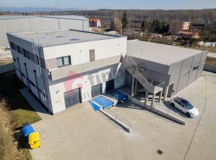 Prodej - komerční objekt, průmyslový areál, 850 m²