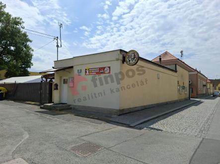 Pronájem - komerční objekt, nákupní středisko, 94 m²