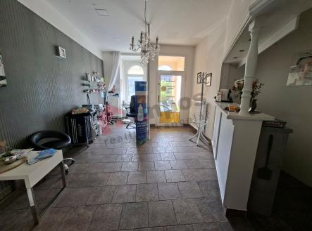 Pronájem - komerční objekt, výroba, 98 m²