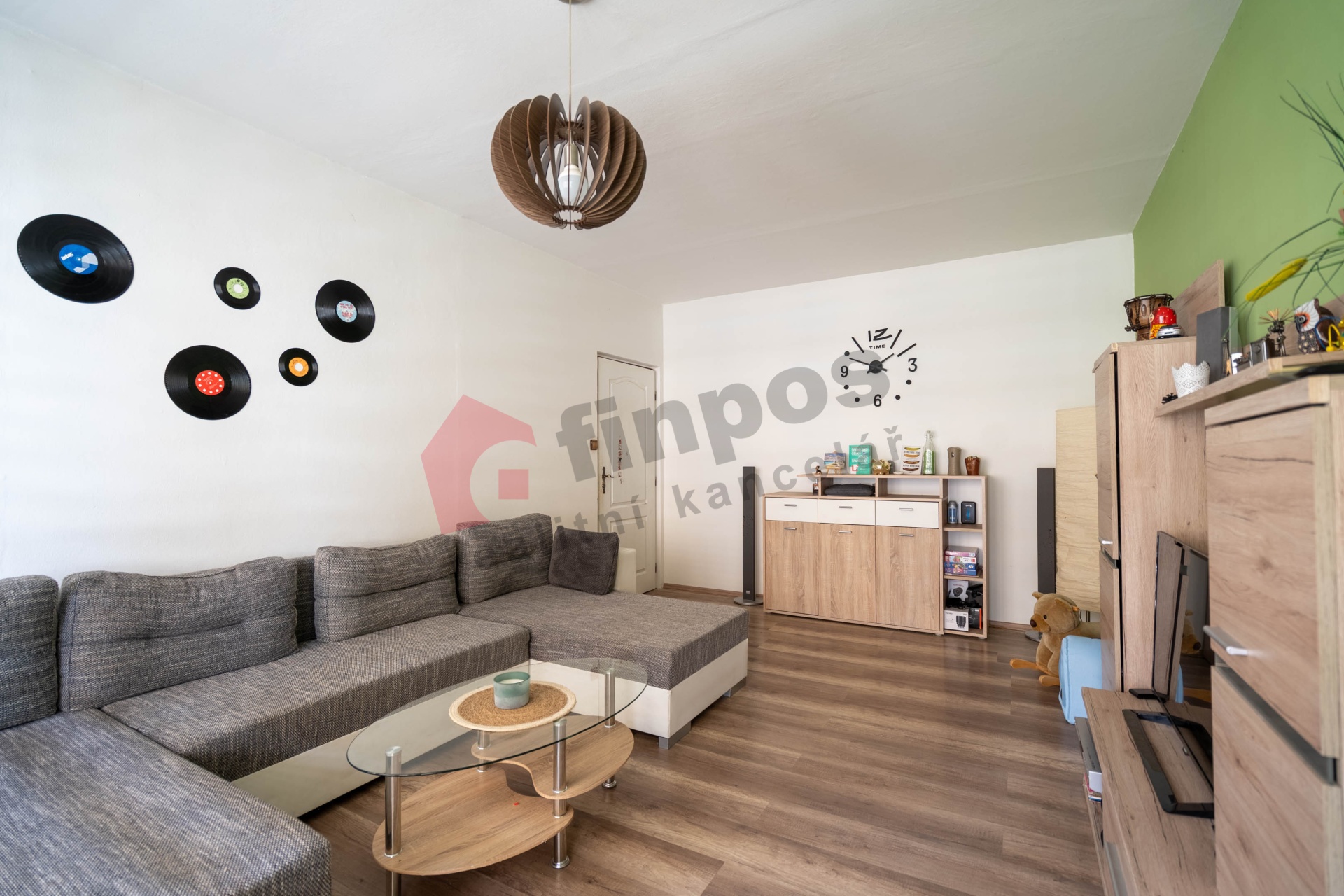 Pronájem prostorného bytu 2+1+L v Třemošné