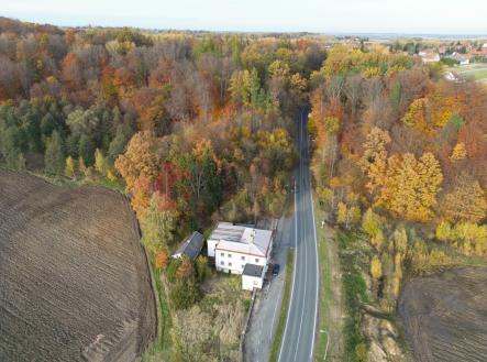 Prodej - nájemní dům, 320 m²