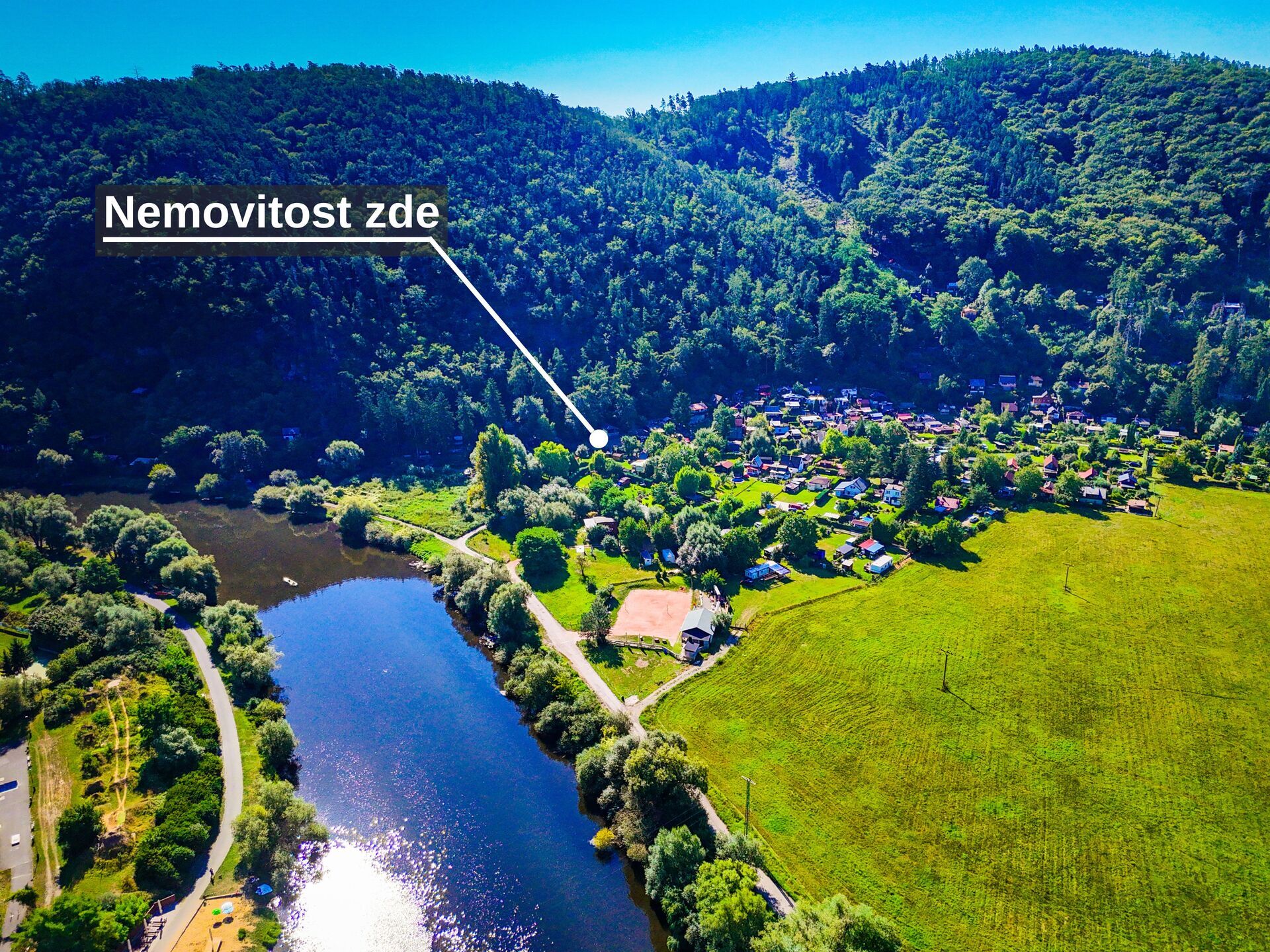 Pozemek o velikosti 710 m2