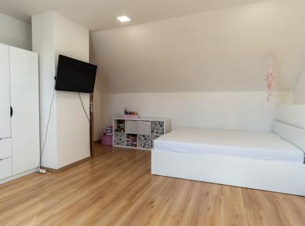 Prodej - dům/vila, 200 m²