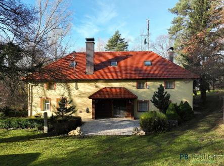 Prodej - dům/vila, 450 m²