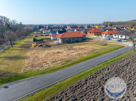 fotografie nemovitosti č. 4 | Prodej - pozemek pro bydlení, 1 489 m²