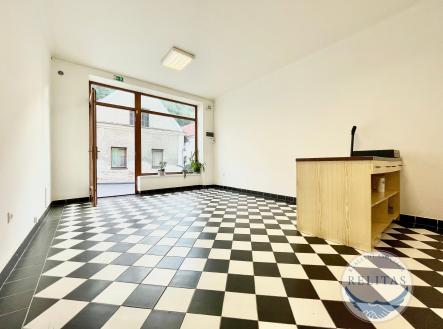 fotografie nemovitosti č. 2 | Pronájem - obchodní prostor, 35 m²