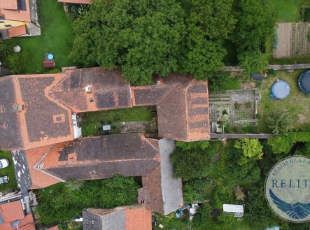 fotografie nemovitosti č. 4 | Prodej - dům/vila, 244 m²