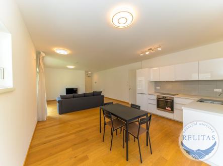 fotografie nemovitosti č. 2 | Pronájem bytu, 2+kk, 96 m²