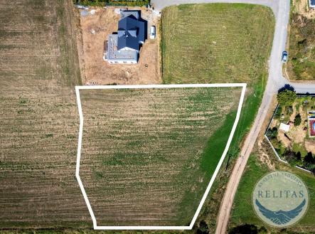 fotografie nemovitosti č. 3 | Prodej - pozemek pro bydlení, 2 551 m²