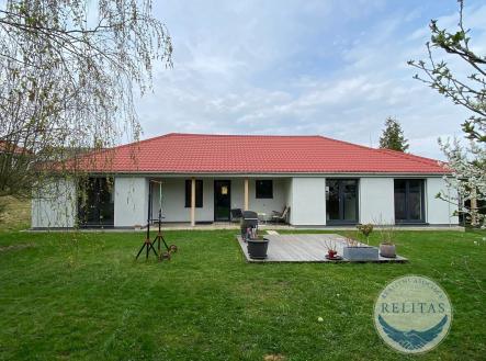 fotografie nemovitosti č. 1 | Pronájem - dům/vila, 165 m²