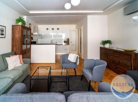fotografie nemovitosti č. 1 | Pronájem bytu, 4+kk, 142 m²