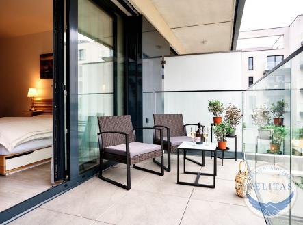 fotografie nemovitosti č. 1 | Pronájem bytu, 1+kk, 43 m²