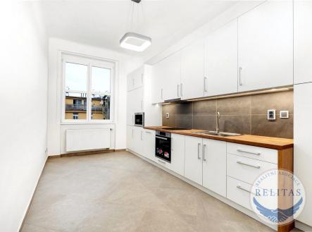 fotografie nemovitosti č. 1 | Pronájem bytu, 2+kk, 40 m²