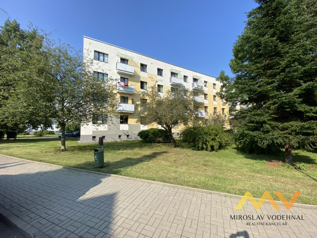 Pronájem bytu 3+1, 67 m2/balkon 3 m2, Hradec Králové – ul. Medkova. 