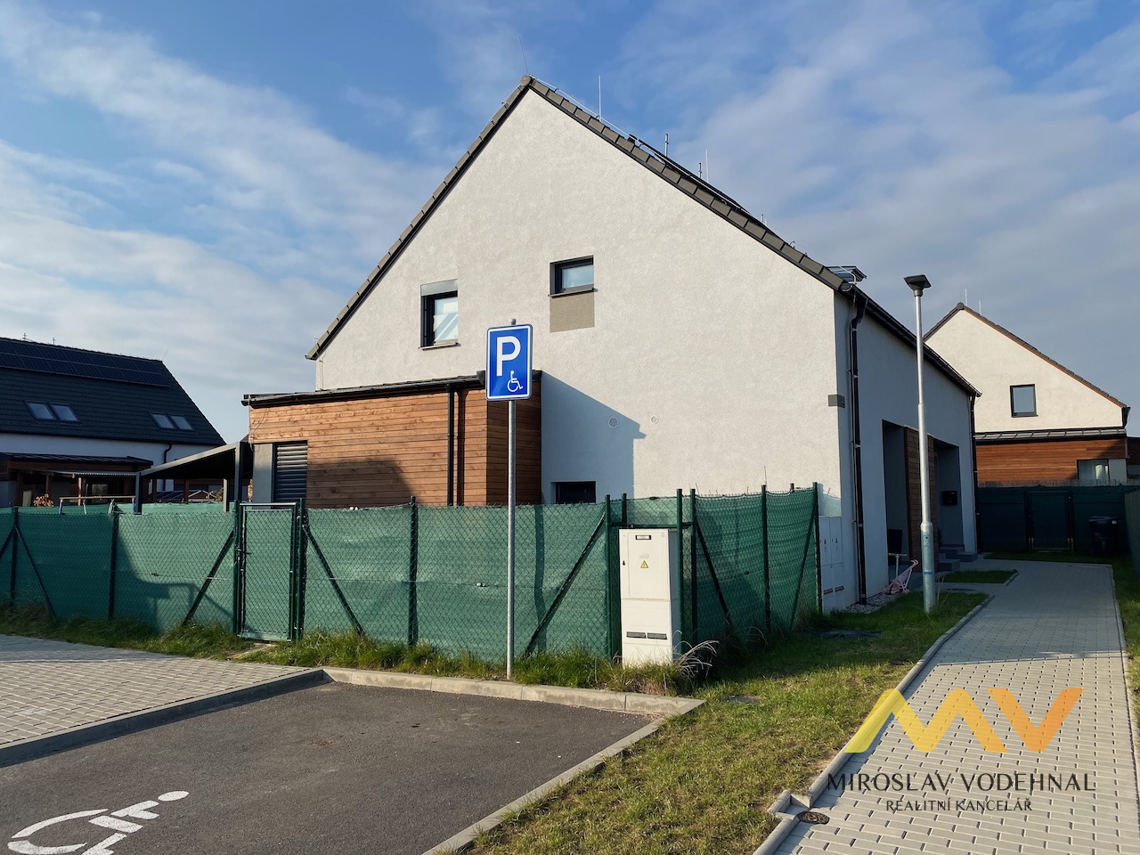 Pronájem bytu 3+kk v RD, 85 m² se zahradou, Smiřice - Rodov. 