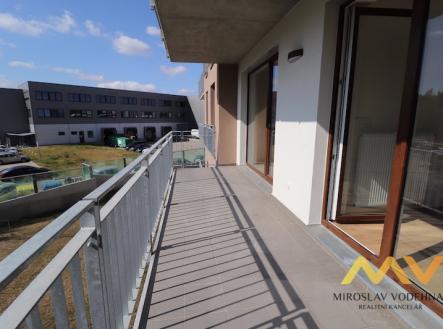 Pronájem bytu, 2+kk, 60 m²