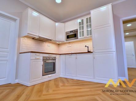 Pronájem bytu, 2+kk, 54 m²
