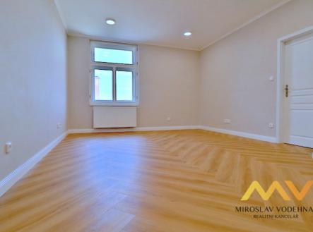 Pronájem bytu, 2+kk, 54 m²