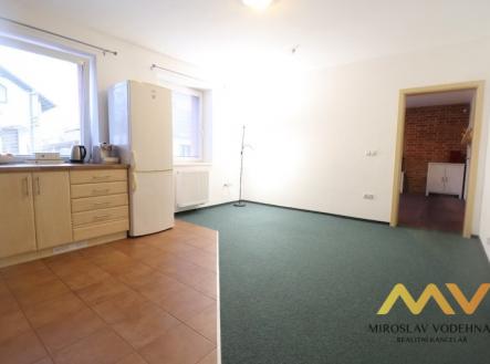 Pronájem bytu, 4+kk, 84 m²
