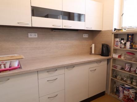 Pronájem bytu, 2+1, 78 m²