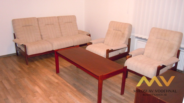 Pronájem moderního bytu 2+kk, 58 m² s lodžií, obec Kvasiny.