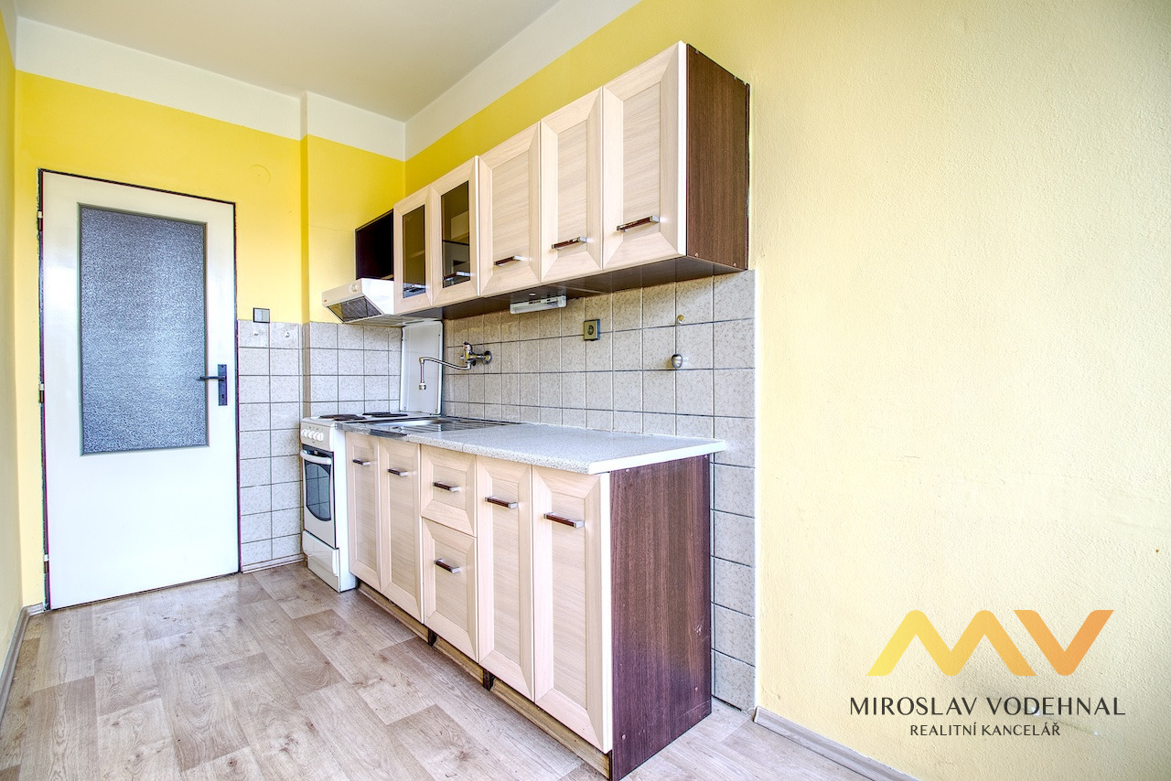 Pronájem bytu 3+1, 83 m2 s lodžií, Dobruška - Šubertovo náměstí.