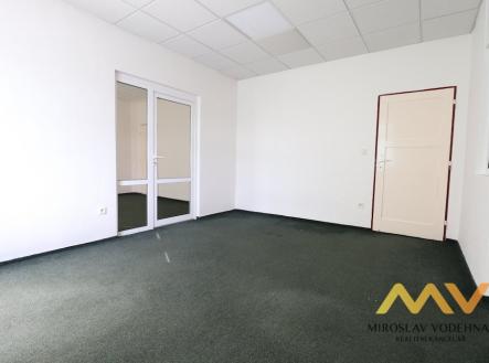 Pronájem - kanceláře, 35 m²