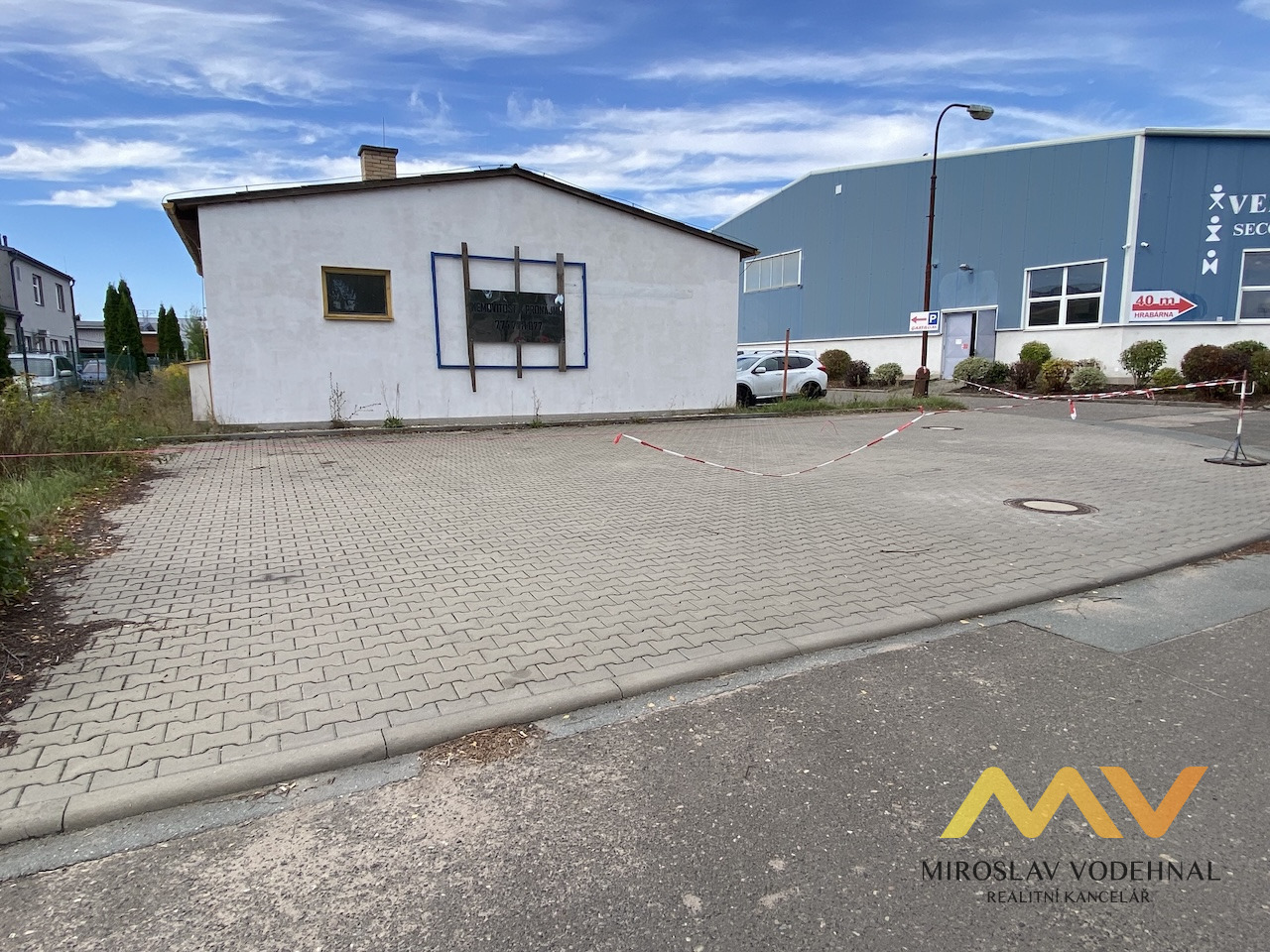 Pronájem venkovní plochy, 180 m², Hradec Králové- Slezské Předměstí. 