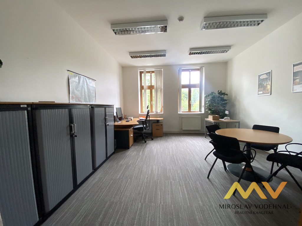 Pronájem kancelářských prostor 131 m², Hradec Králové – centrum