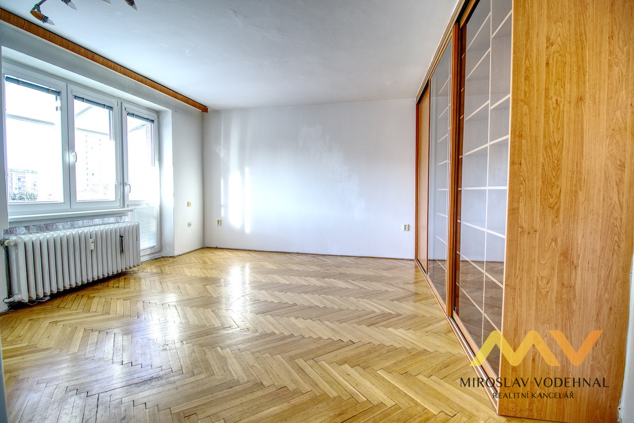 Prodej bytu 3+1 s balkónem, 67 m², Hradec Králové – ul. Moravská.
