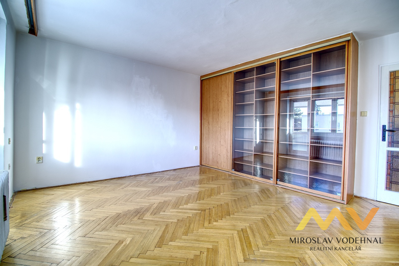 Prodej bytu 3+1 s balkónem, 67 m², Hradec Králové – ul. Moravská.