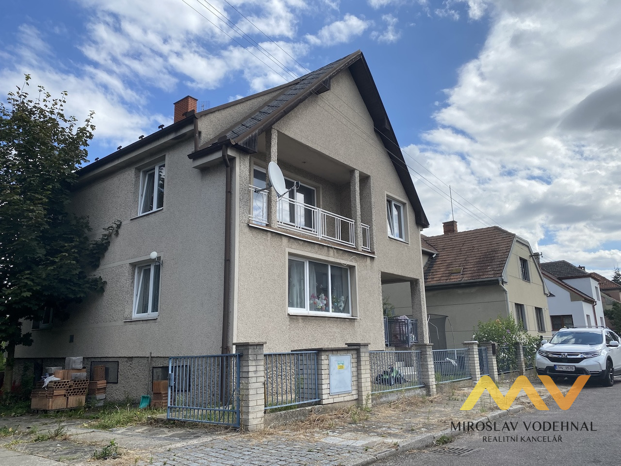 Prodej rodinného domu 5+1 se zahradou v klidné části Heřmanova Městce.