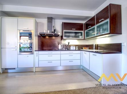 Pronájem bytu, 4+kk, 95 m²