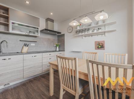 Pronájem bytu, 3+1, 98 m²