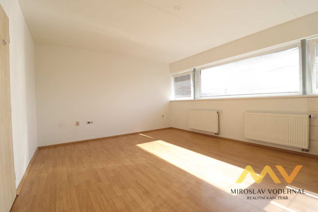 Pronájem bytu 1+kk v RD, 35 m2, obec Vysoká nad Labem.