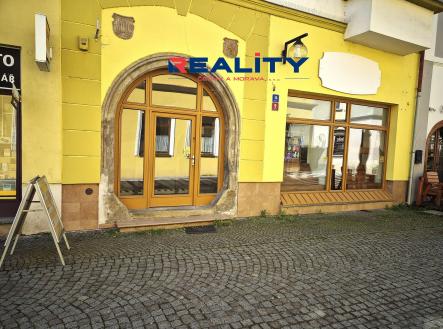 Pronájem - obchodní prostor, 65 m²