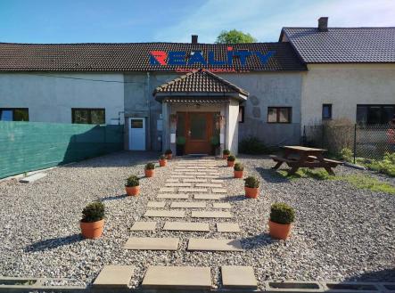 Prodej - dům/vila, 318 m²