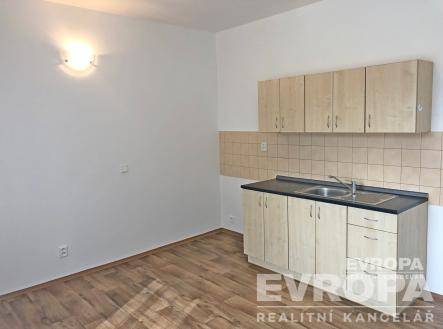 . | Pronájem bytu, 1+kk, 21 m²