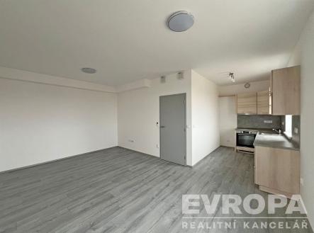 . | Pronájem bytu, 2+kk, 58 m²