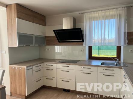 Pronájem - dům/vila, 165 m² obrázek