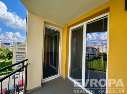 . | Pronájem bytu, 2+kk, 49 m²