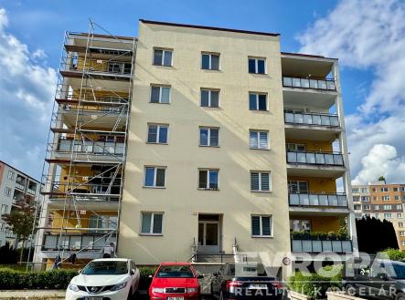 . | Pronájem bytu, 2+kk, 49 m²
