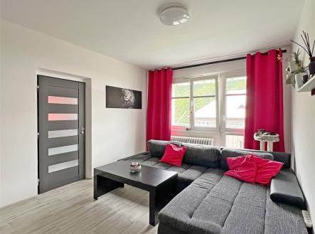 . | Pronájem bytu, 2+1, 53 m²