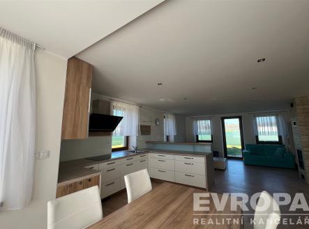 . | Pronájem - dům/vila, 113 m²