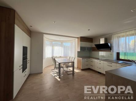 . | Pronájem - dům/vila, 113 m²